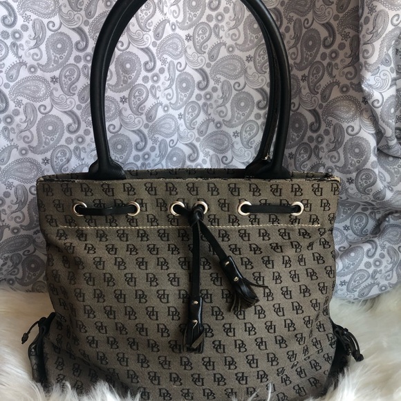 Dooney & Bourke handbag - Picture 2 of 7